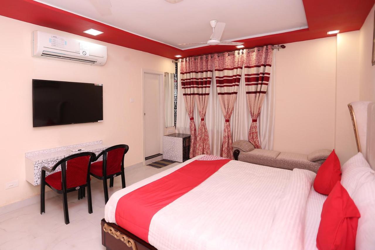 Oyo 23495 Hotel The Park Juhi Bari Exteriér fotografie